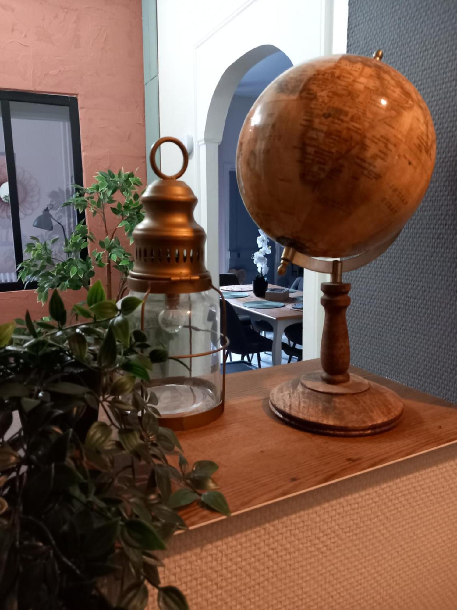 Les Loges Du Theatre Degustation Champagne Offerte Jacuzzi Sauna Jeux Velos Maison Prive 150M2 Historique 14Pers Max Emplacement Exceptionnel Et Chic, 200M De L'Avenue De Champagne, Gare, Musee, Jardins, Restaurations, Toutes Commodites Еперне Екстериор снимка