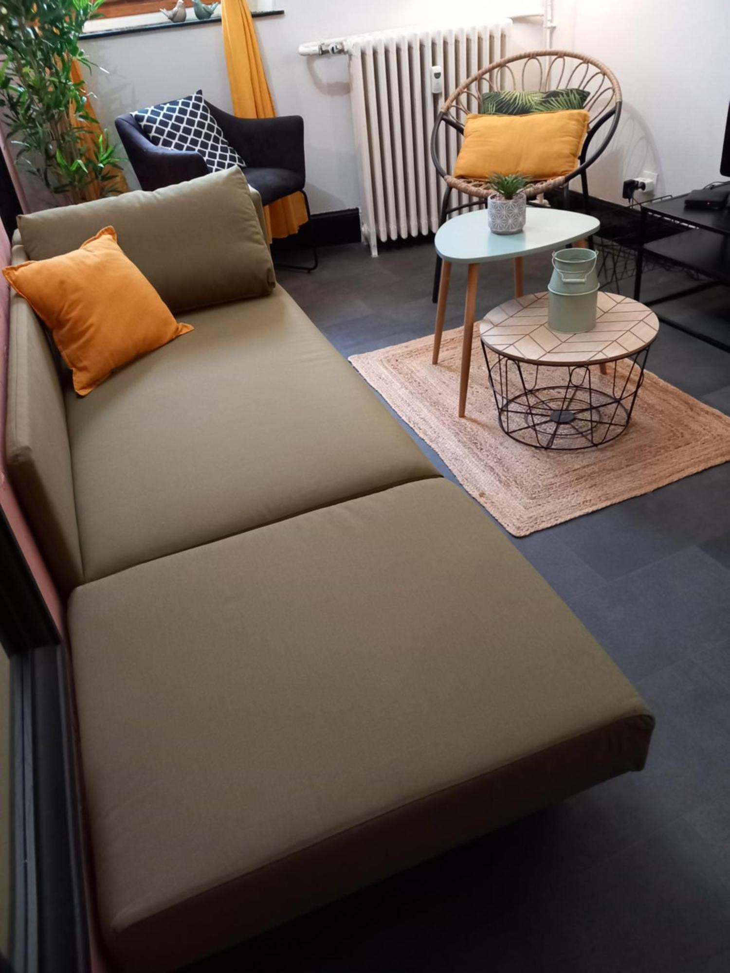 Les Loges Du Theatre Degustation Champagne Offerte Jacuzzi Sauna Jeux Velos Maison Prive 150M2 Historique 14Pers Max Emplacement Exceptionnel Et Chic, 200M De L'Avenue De Champagne, Gare, Musee, Jardins, Restaurations, Toutes Commodites Еперне Екстериор снимка