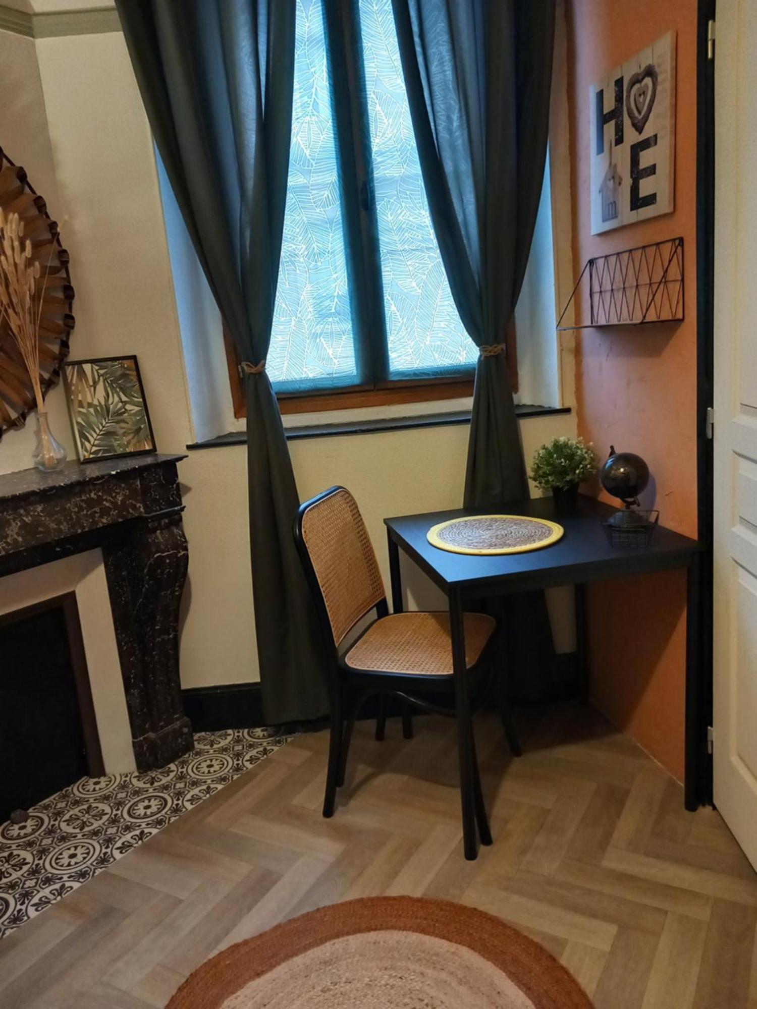 Les Loges Du Theatre Degustation Champagne Offerte Jacuzzi Sauna Jeux Velos Maison Prive 150M2 Historique 14Pers Max Emplacement Exceptionnel Et Chic, 200M De L'Avenue De Champagne, Gare, Musee, Jardins, Restaurations, Toutes Commodites Еперне Екстериор снимка